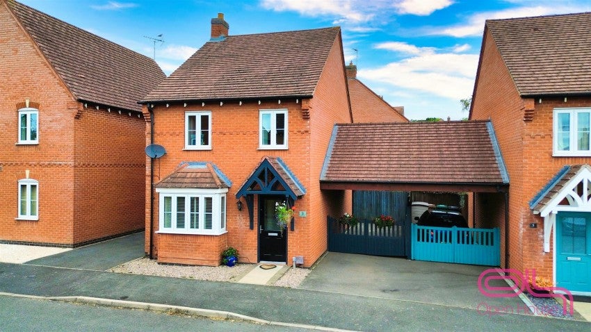 House Moray Close in South Derbyshire