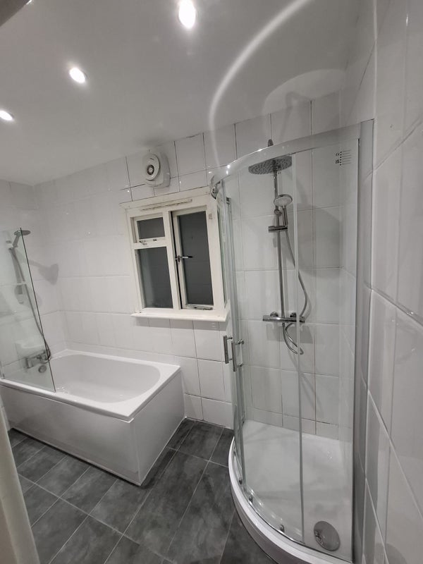 Room Darwin Street in Greater London