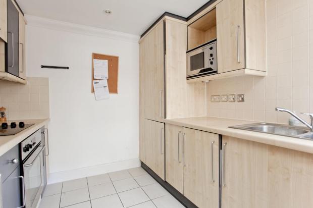 Room Melville Place in Greater London