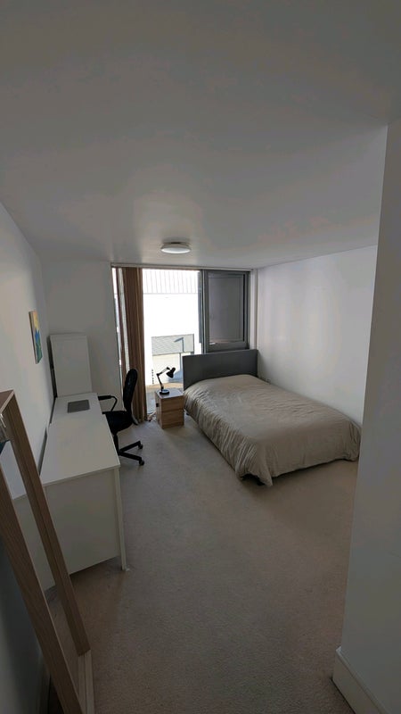 Flat Gillespie Road in Greater London