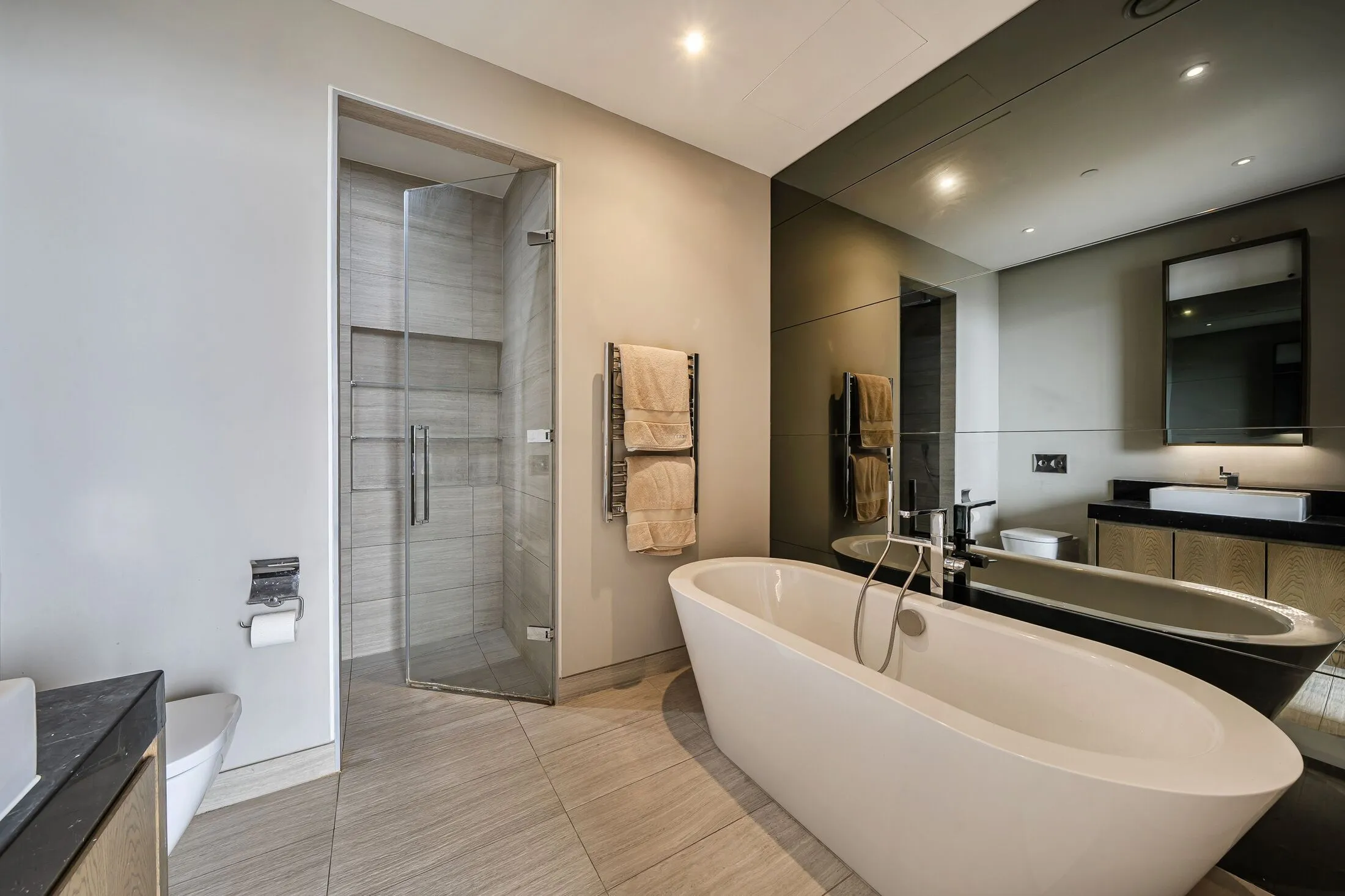 Flat St. Gabriel Walk in Greater London