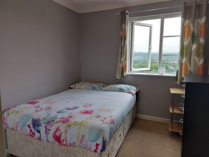 Room Windmill Way in Gateshead