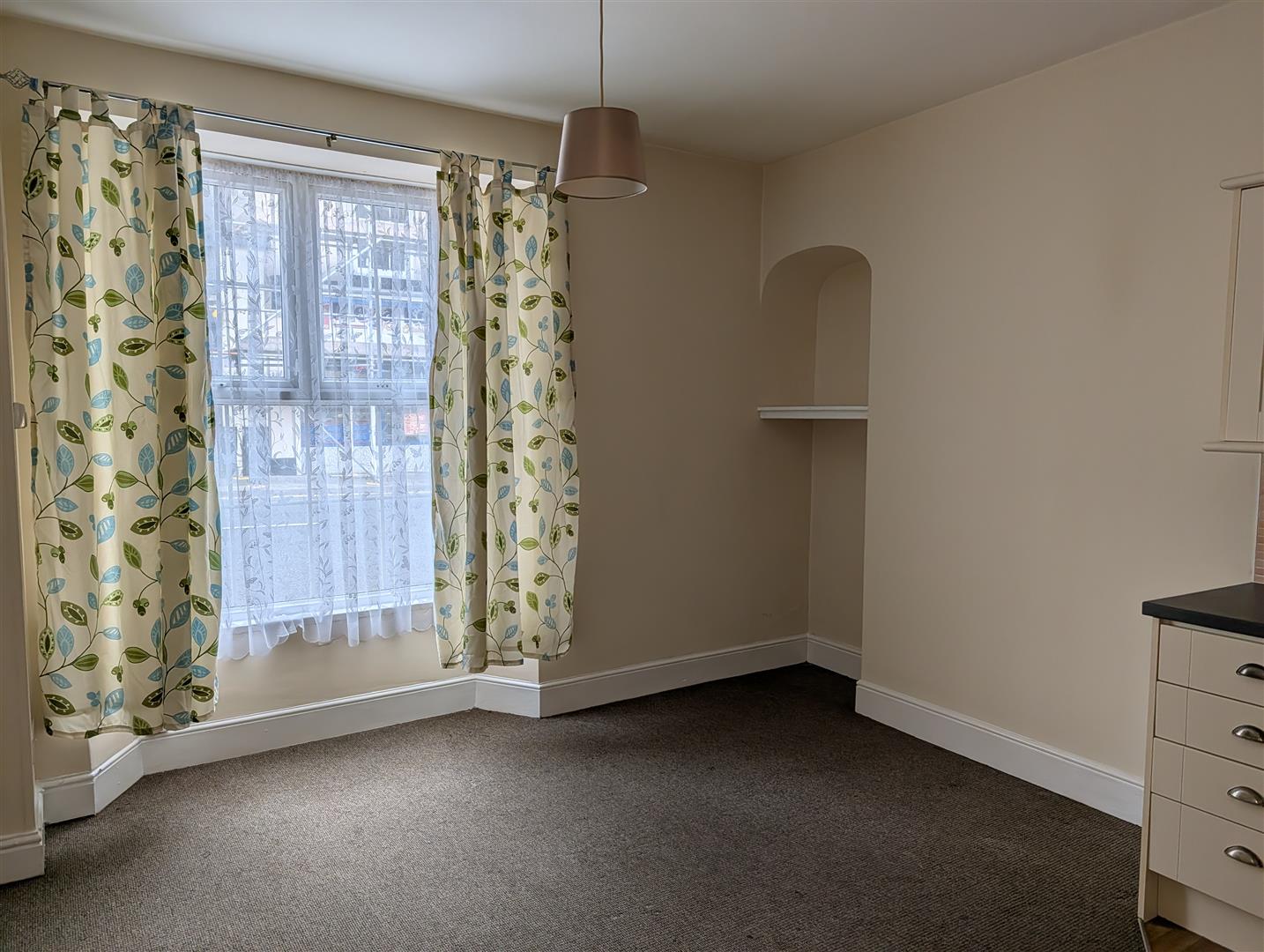 Flat Albion Road in Pembroke Dock