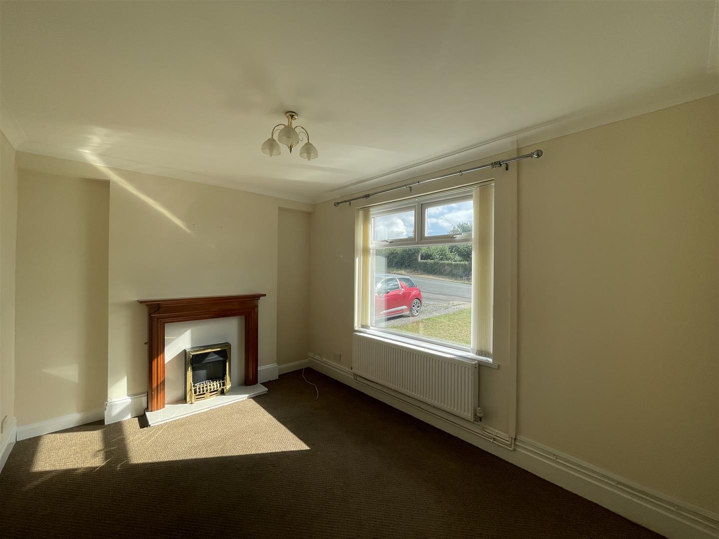 House Heol Llanelli in Pontyates