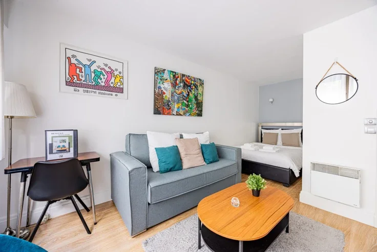 Appartement Rue de Berri à Paris