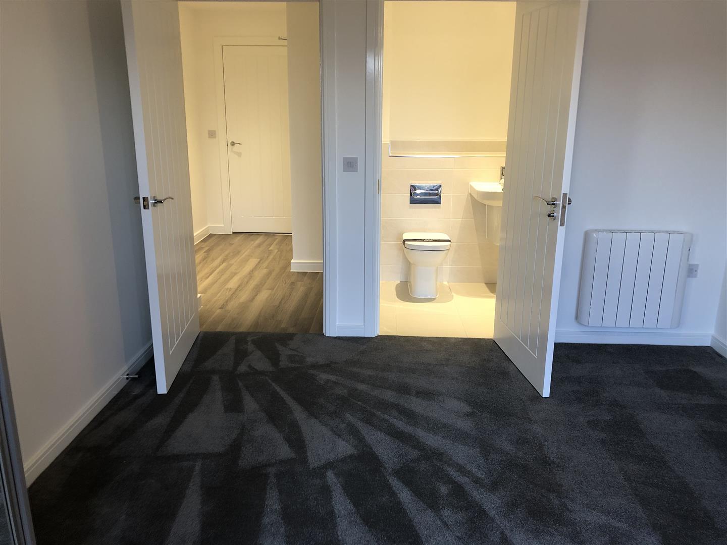 Flat Shenley Road in Hertsmere