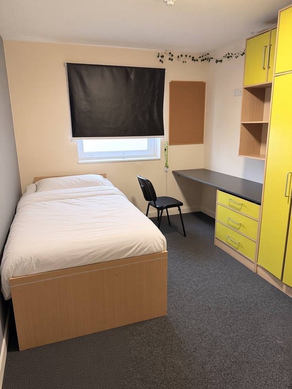 Room Middle Street in Nottingham