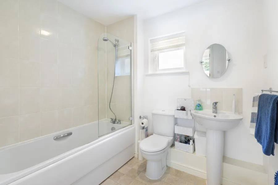 Flat Sandhills Court in Borough of Runnymede