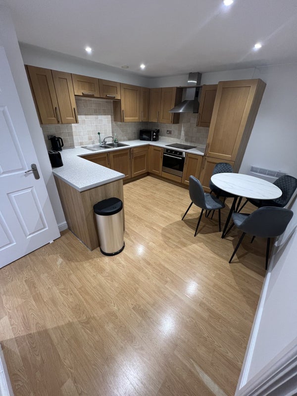 Room Maltings Close in Greater London
