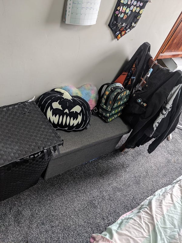 Room Kensington Avenue in Manchester