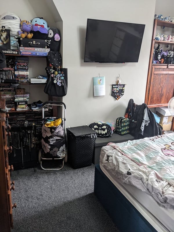 Room Kensington Avenue in Manchester