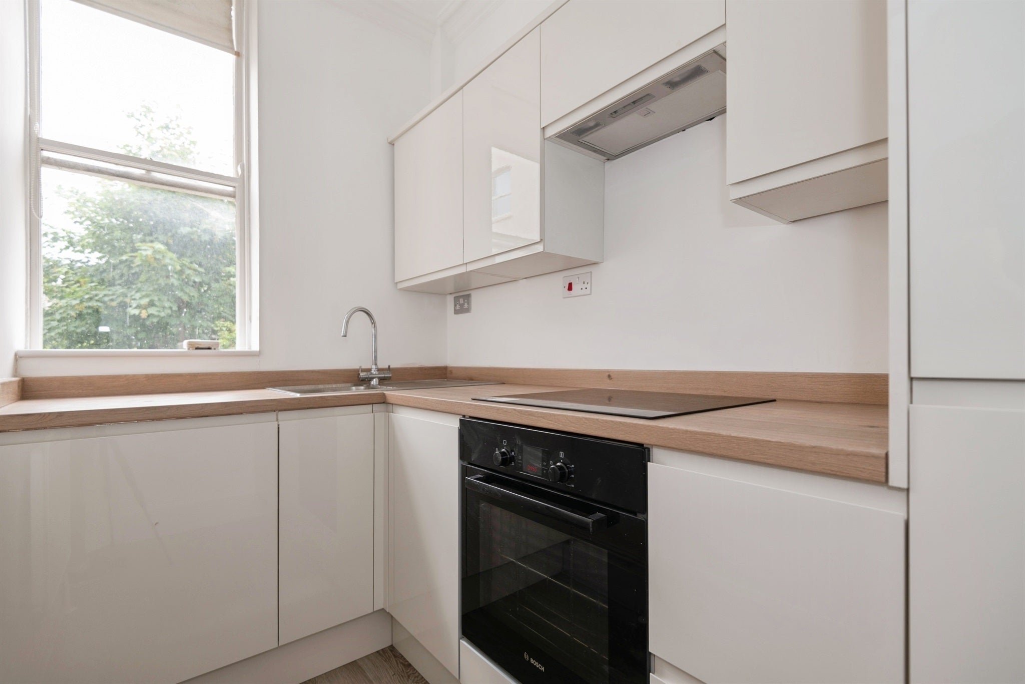 Flat Alma Road in Bristol