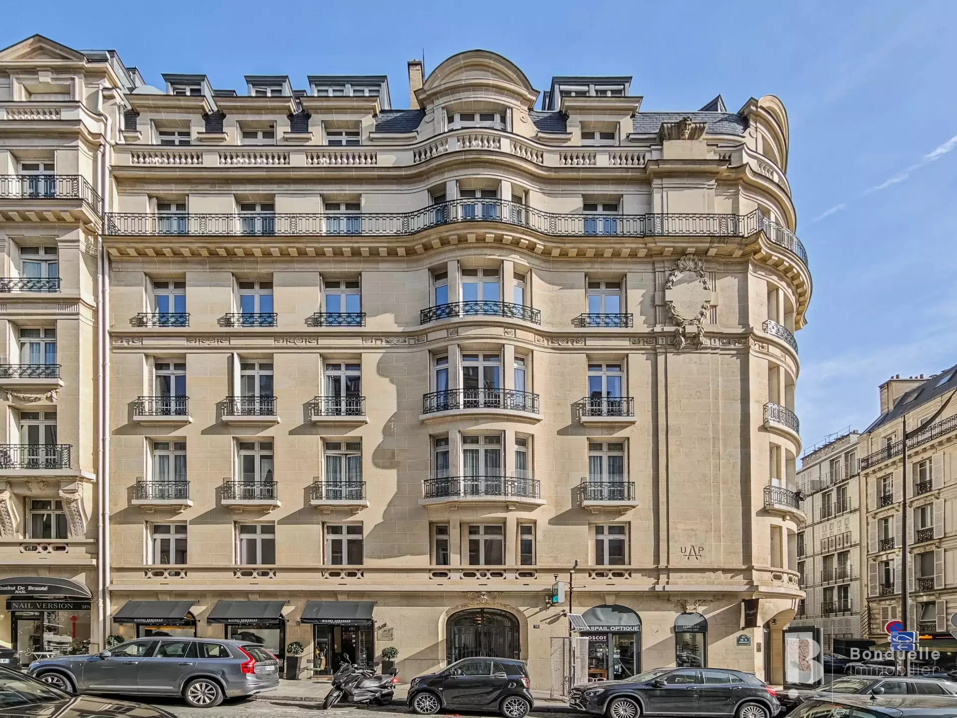 Appartement Rue de Téhéran à Paris