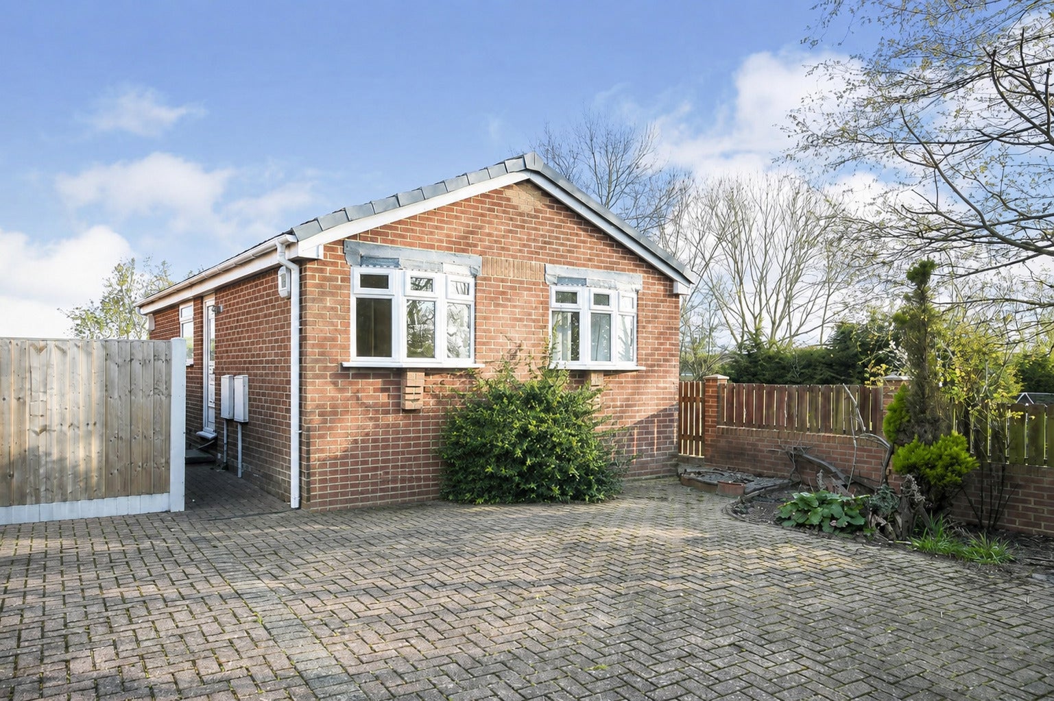House Headland Close in Chesterfield