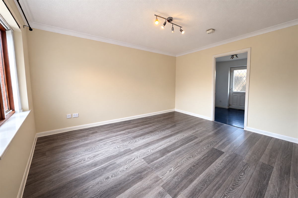 House Hulme Close in Kempston