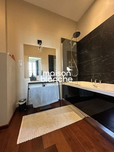 Flat Rue Monbazon in Bordeaux
