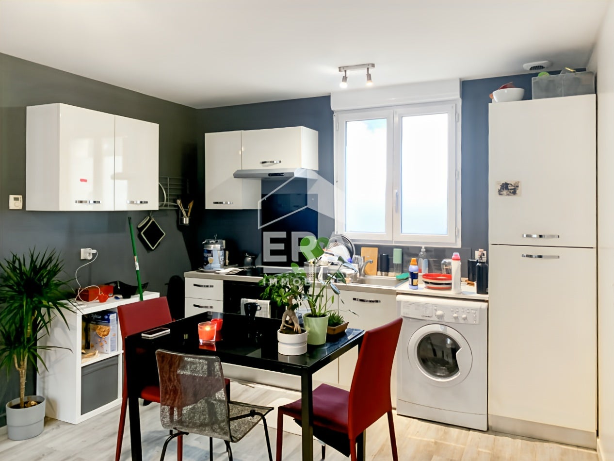 Flat Rue de la Fontaine Couverte in Dammarie-les-Lys