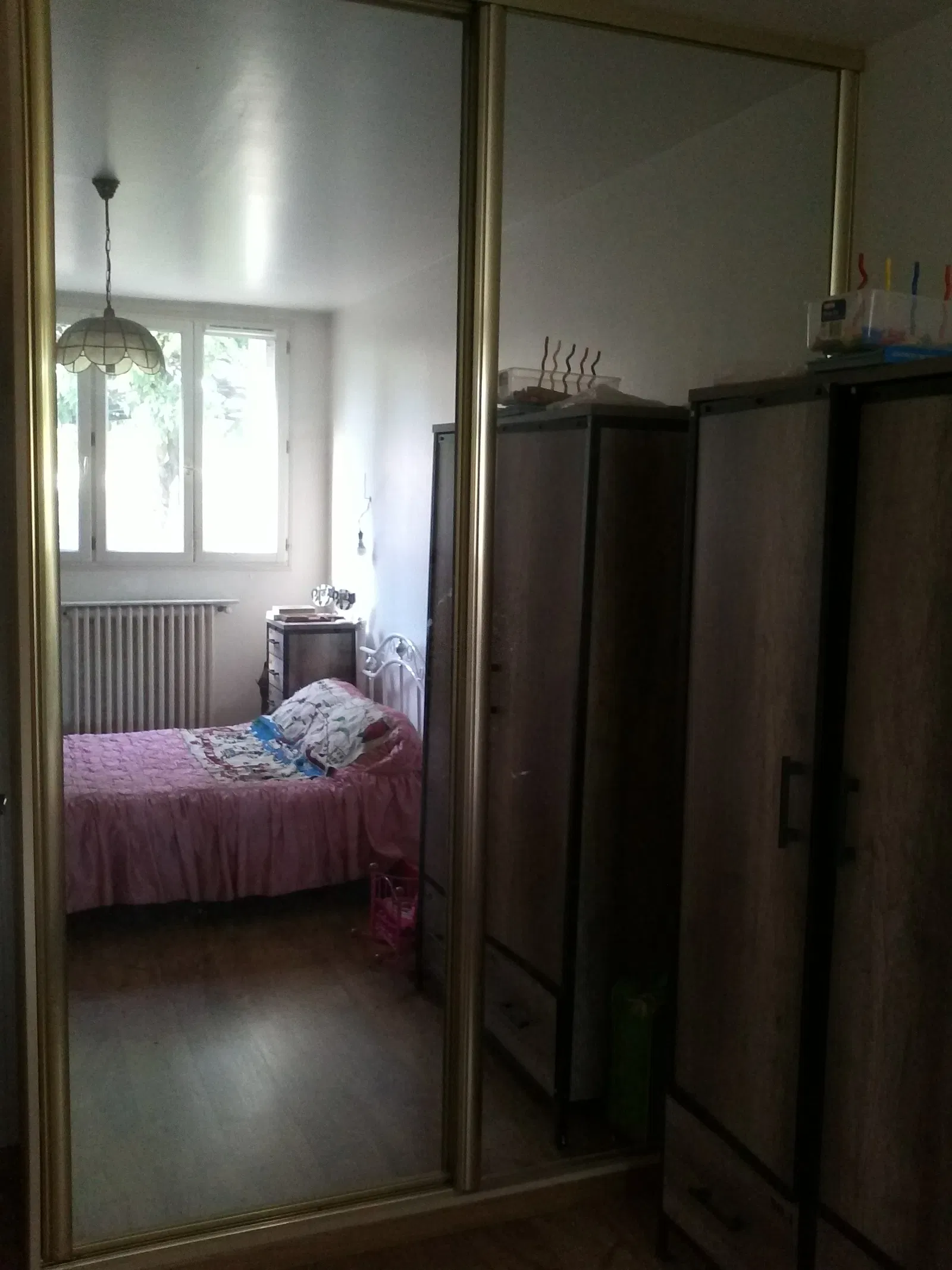 Chambre Rue de Cerçay à Brunoy