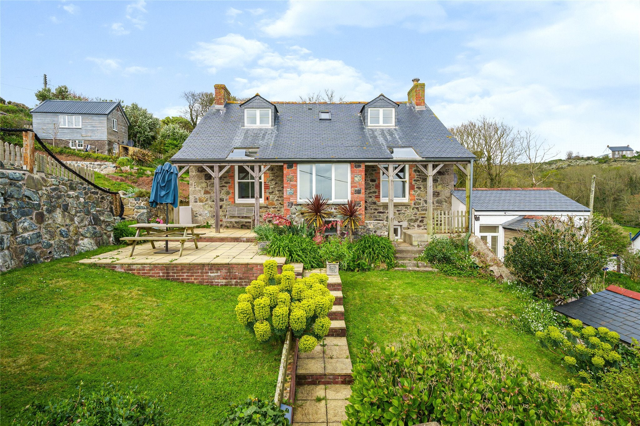 House New Road in Cadgwith