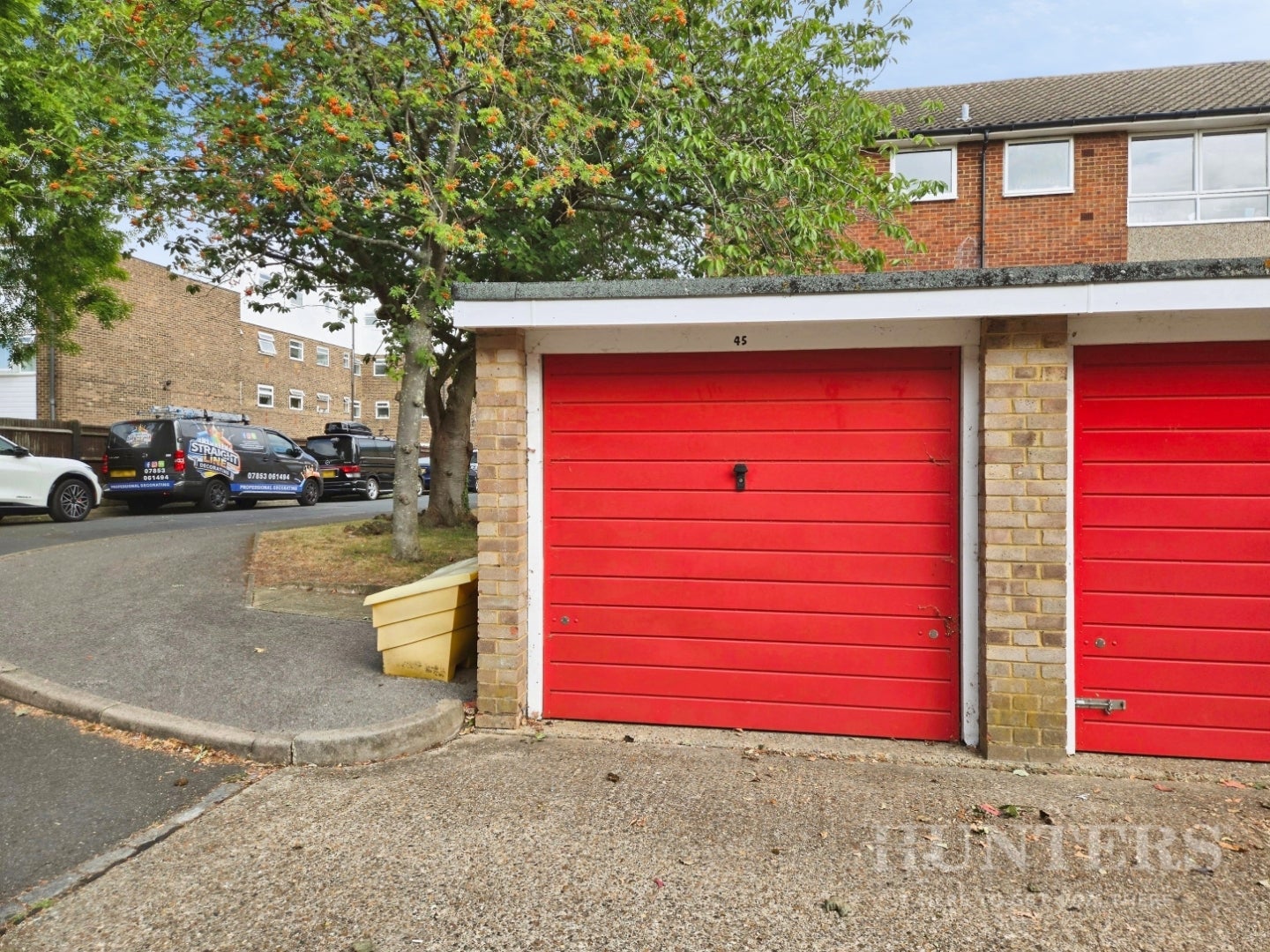 Flat Upton Dene in Greater London