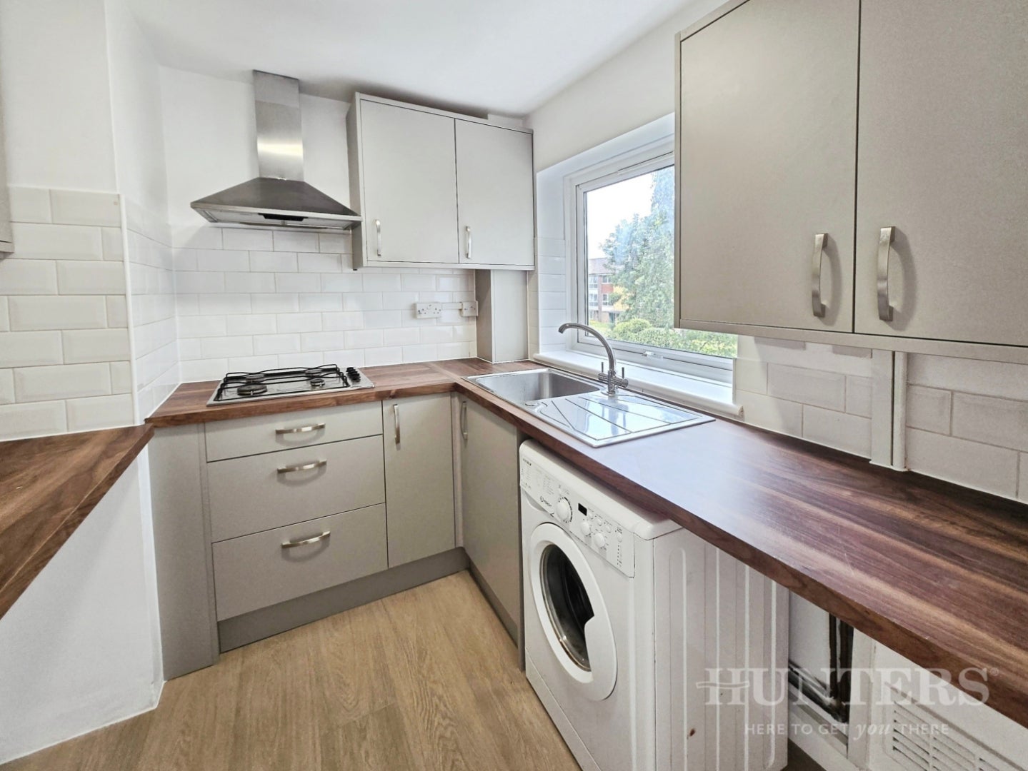 Flat Upton Dene in Greater London