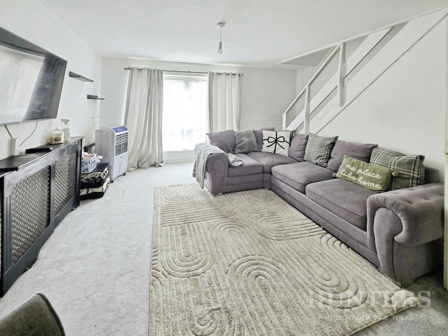 Flat Upton Dene in Greater London