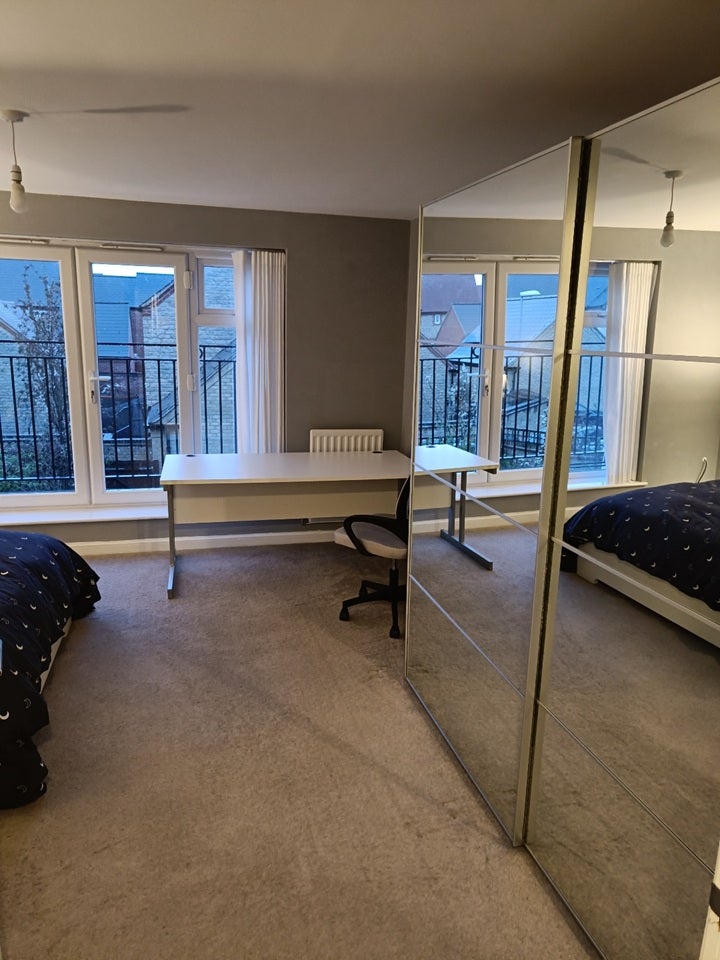 Room Whitelands Way in Cherwell District