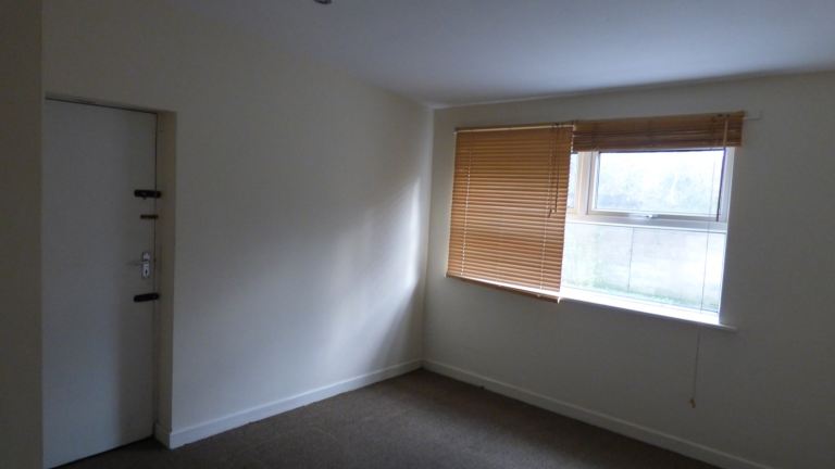 Flat Ely Road in Cardiff