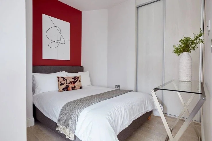 Flat Bloomsbury Way in Greater London
