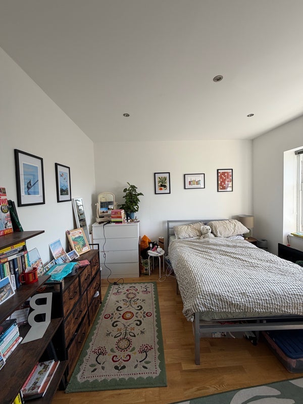 Room Lady Margaret Road in Greater London