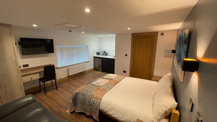 Flat Longford Road in Coventry