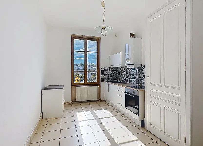 Flat Route de Genas in Villeurbanne