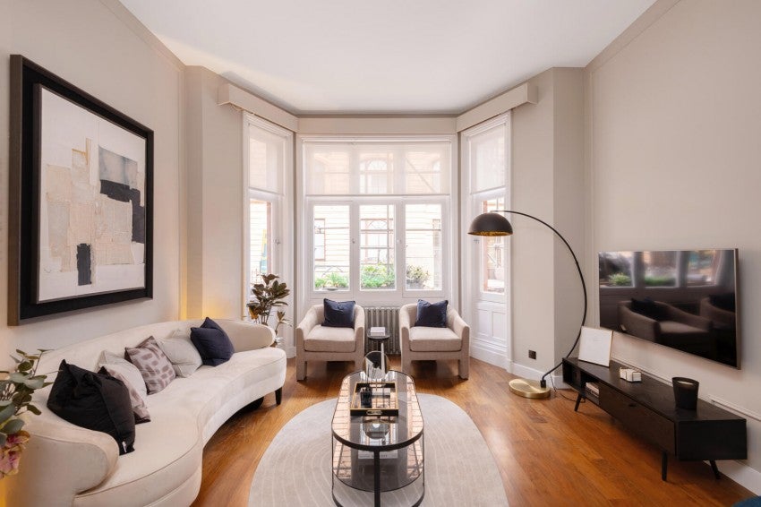 Flat Hans Road in Greater London