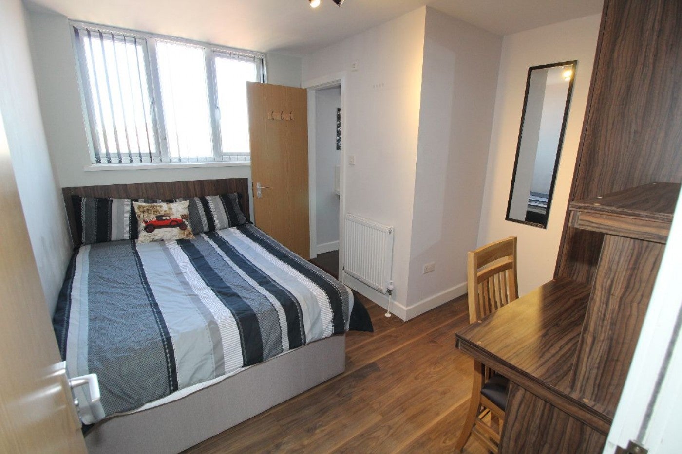 Flat Hawkins Street in Preston