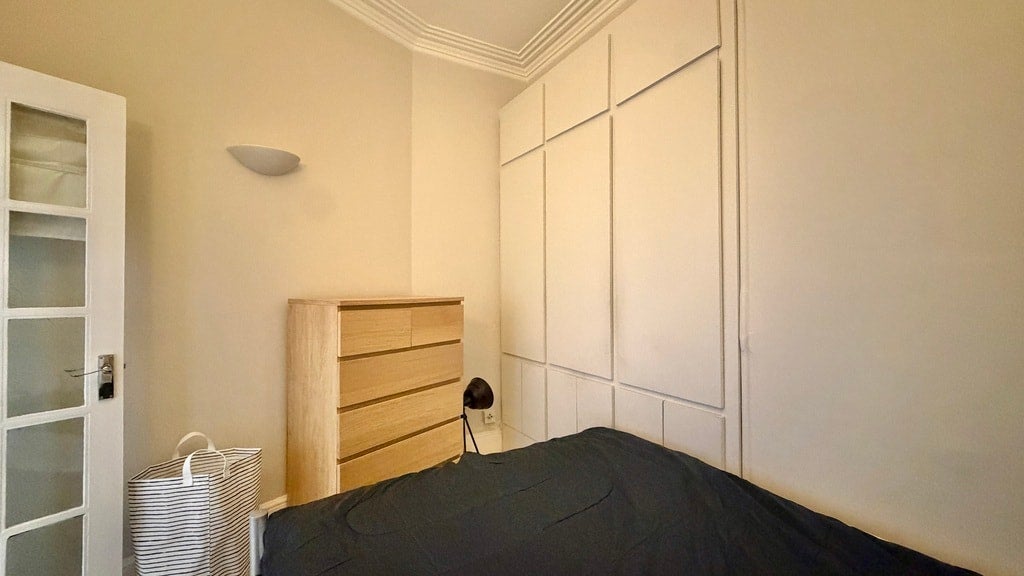 Flat Denmark Place in Greater London