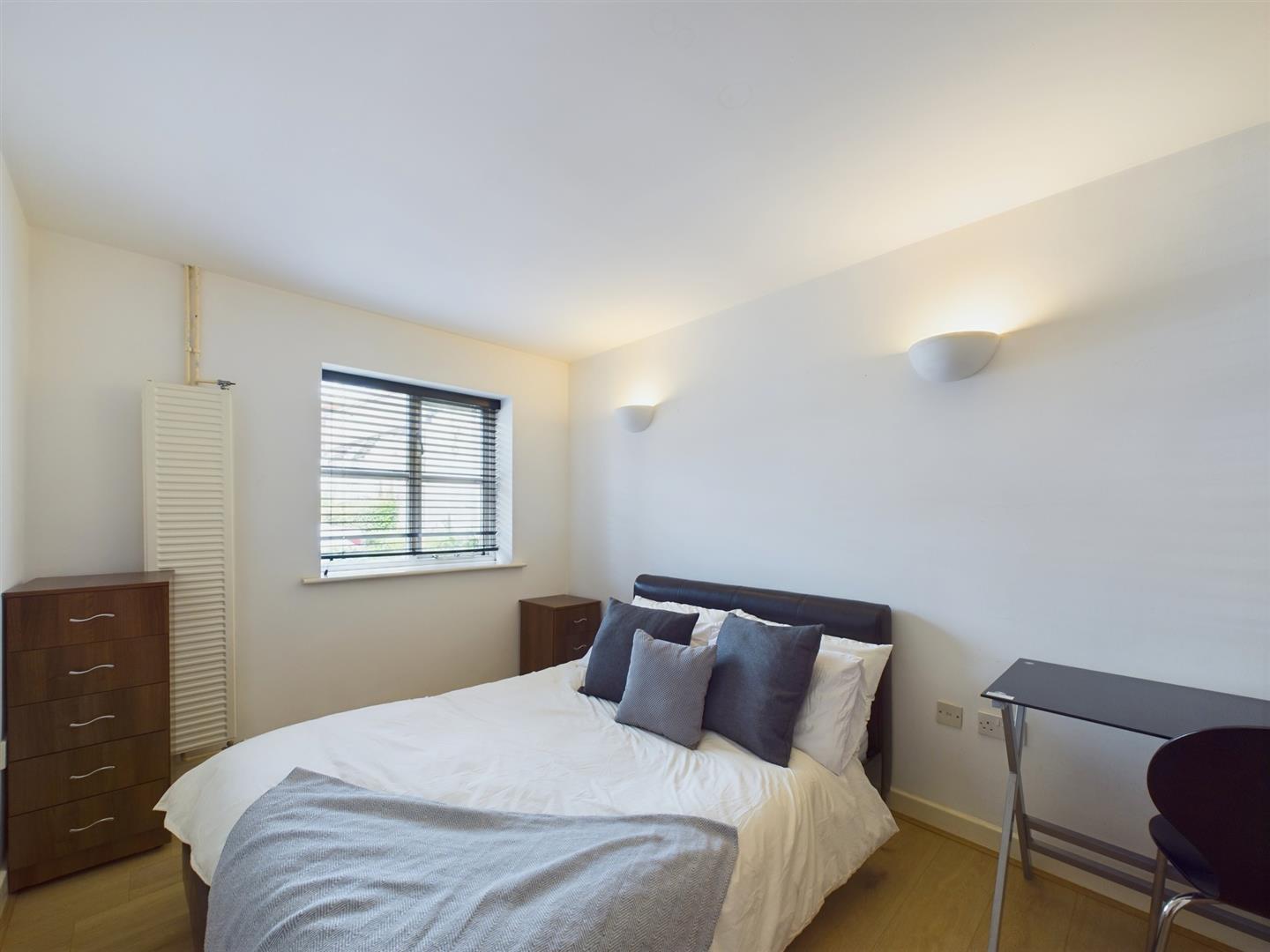 Flat Adcocks Close in Charnwood