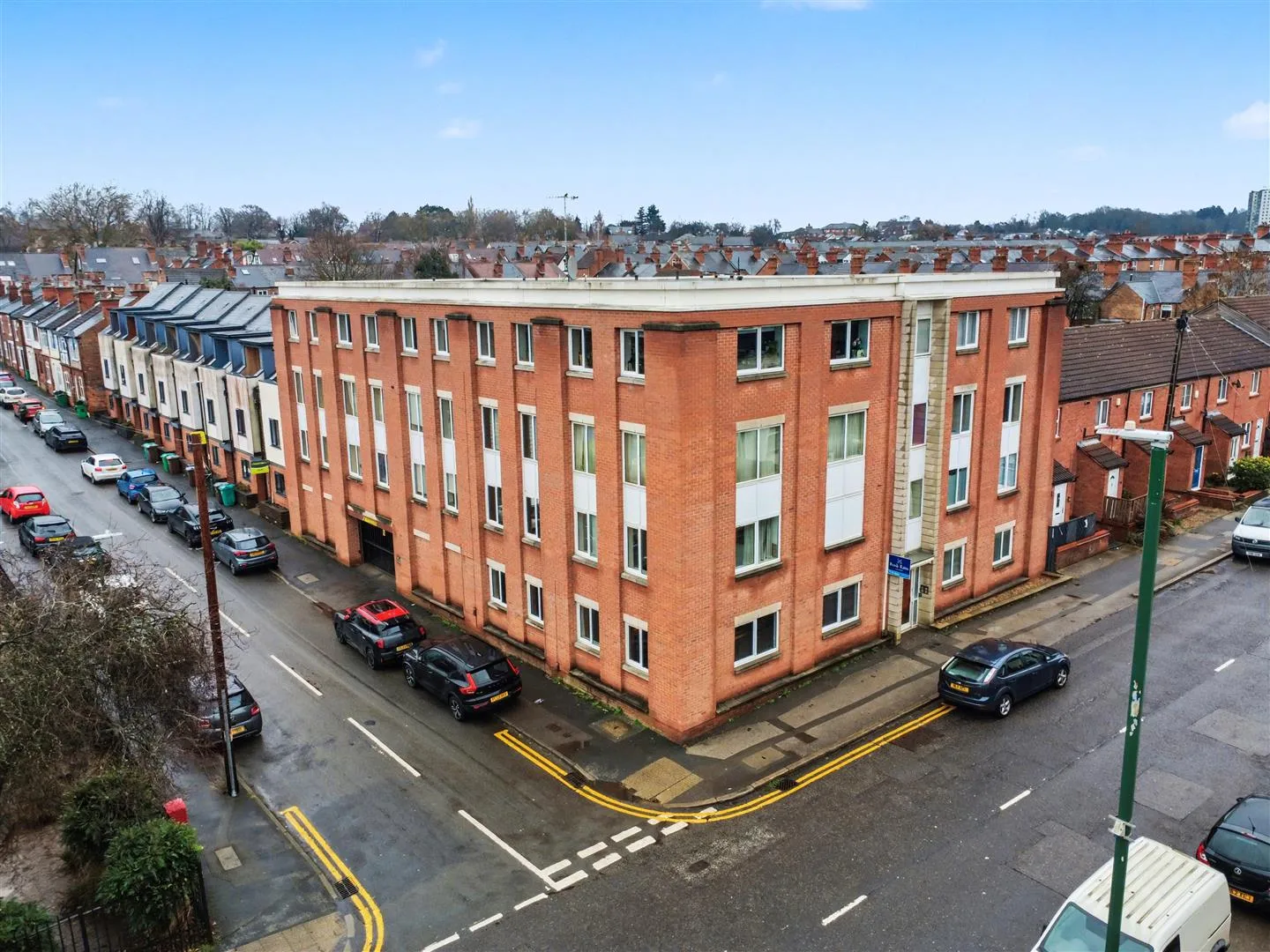 Flat Haydn Road in Nottingham