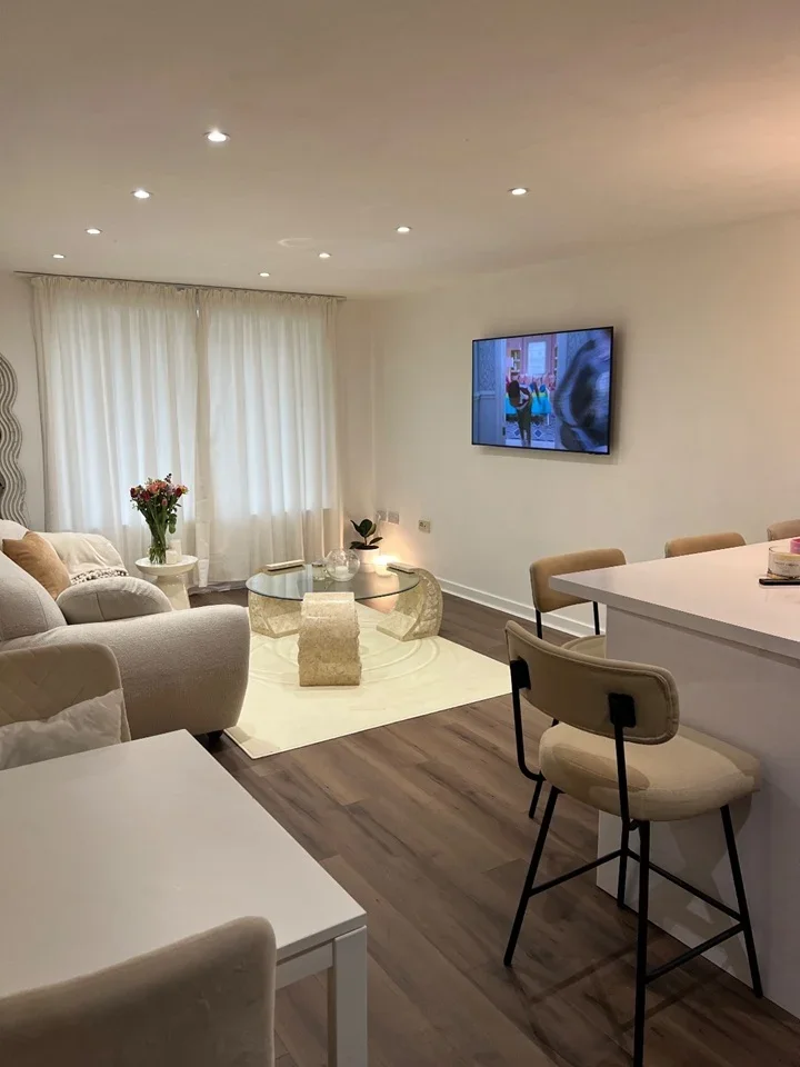 Room Hyde Grove in Dartford