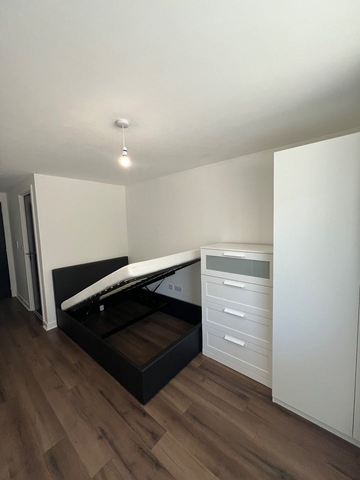 Room Hyde Grove in Dartford