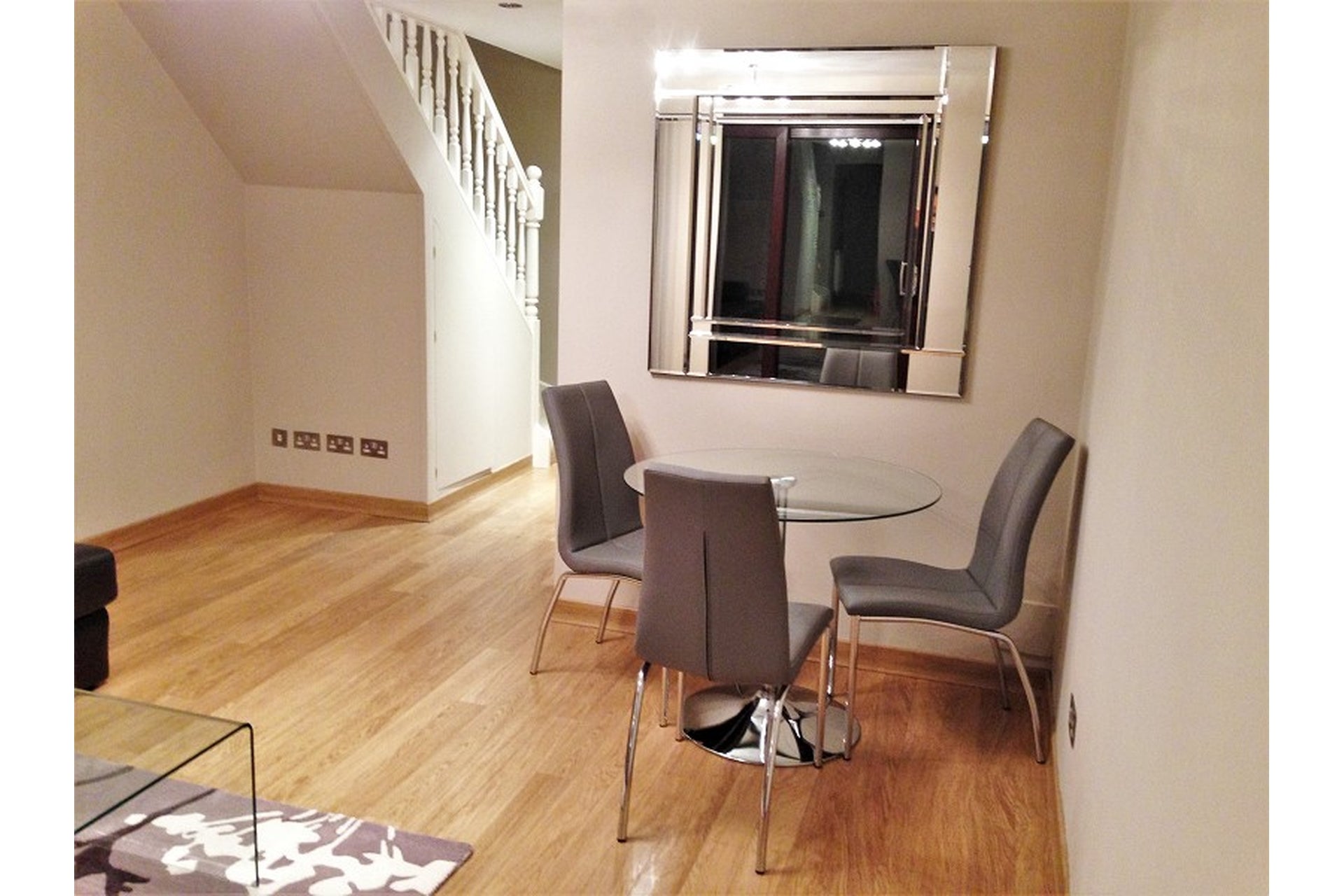 House Pendall Close in Greater London