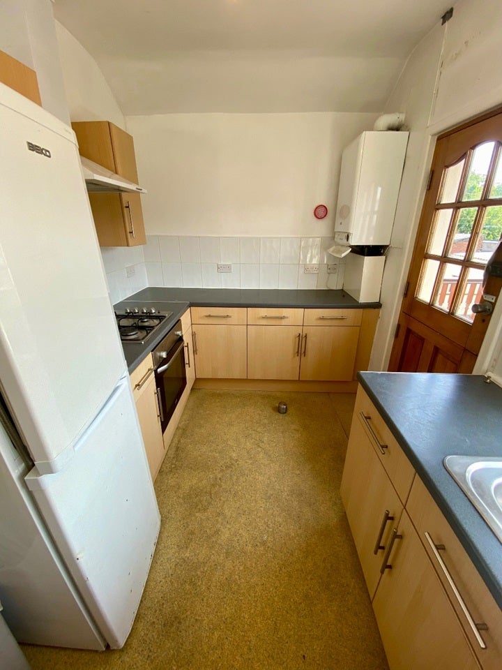 Flat Whitchurch Road in Cardiff