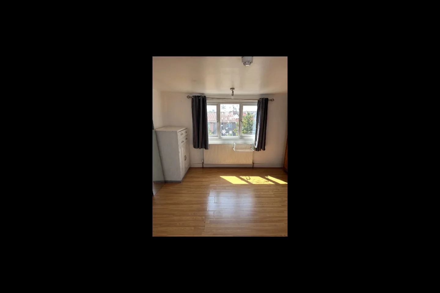 Room Northumberland Road in Greater London