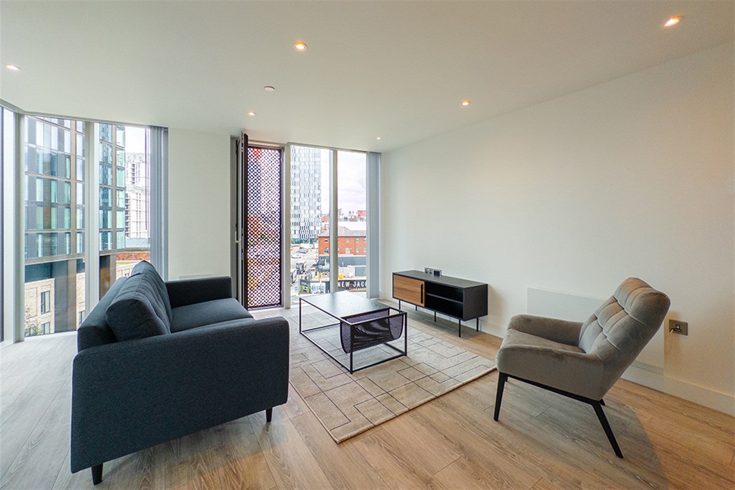 Flat Silvercroft Street in Manchester