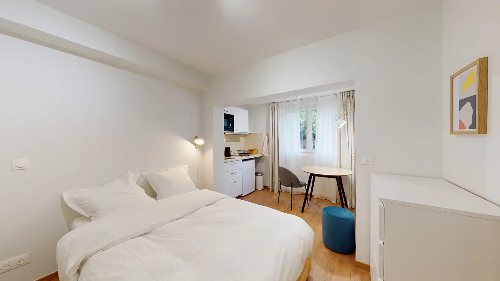 Room Rue Claude Bernard in Issy-les-Moulineaux