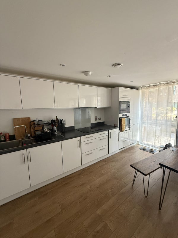 Flat Montford Place in Greater London
