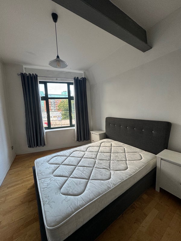Room New Wakefield Street in Manchester