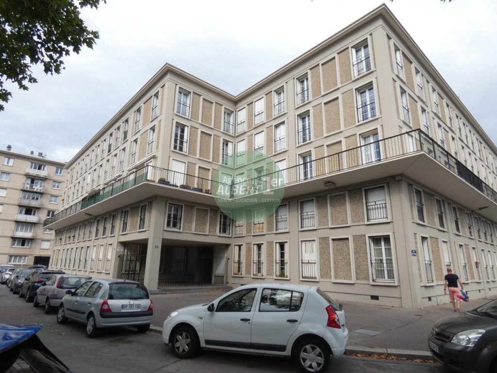 Flat Quai de Norvège in Le Havre