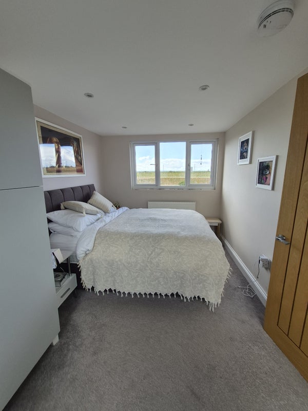 Room Waltham Way in Greater London