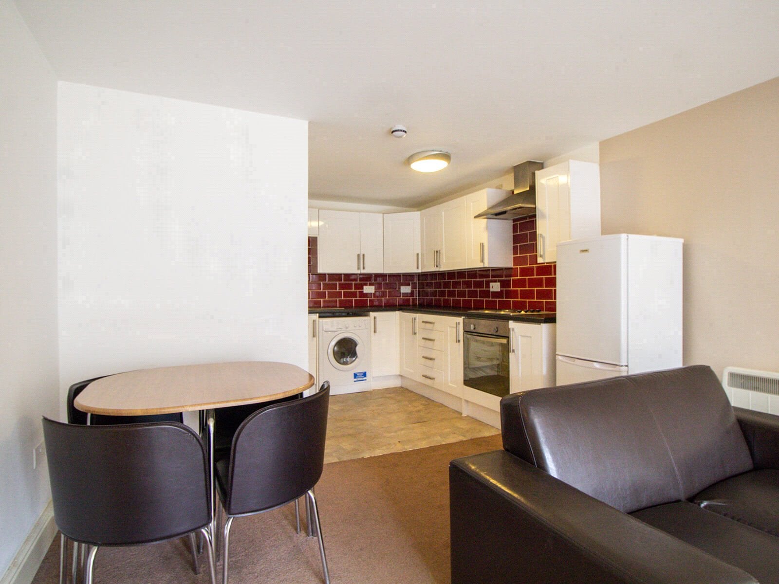 Flat Hyde Terrace in Leeds