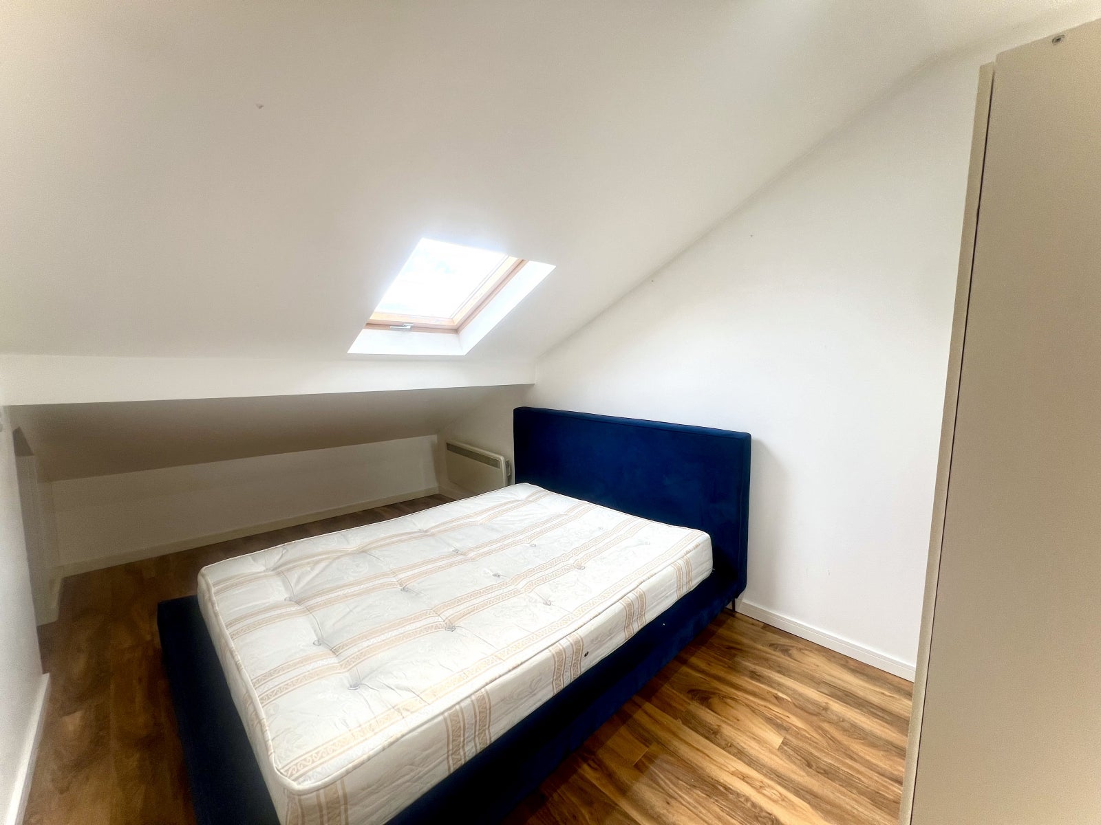Flat Lordship Lane in Greater London